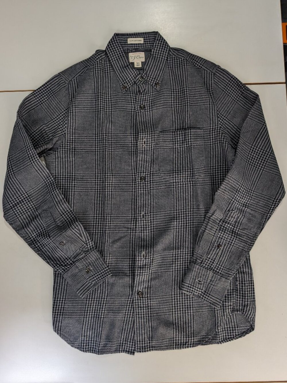 J. Crew Grey Flannel XS Short / Untucked